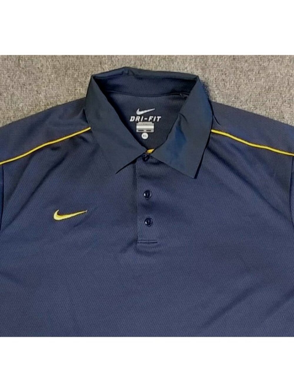 Nike Dri-Fit Blue & Gold Golf Shirt Polo Style Short Sleeve Collared Michigan XL